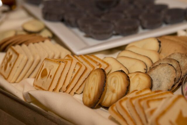 Best Amaretti Cookies: Authentic Italian Crunch & Flavor